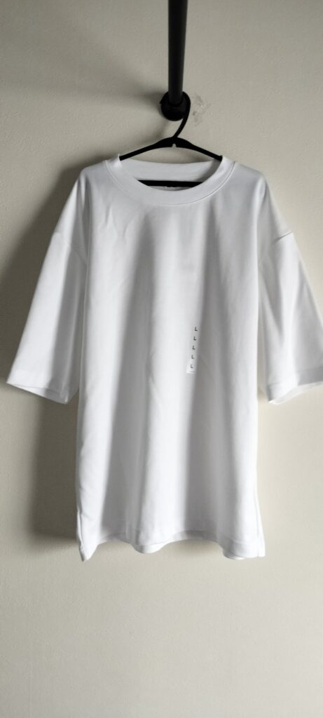 ユニクロ　エアリズムコットンオーバーサイズTシャツ