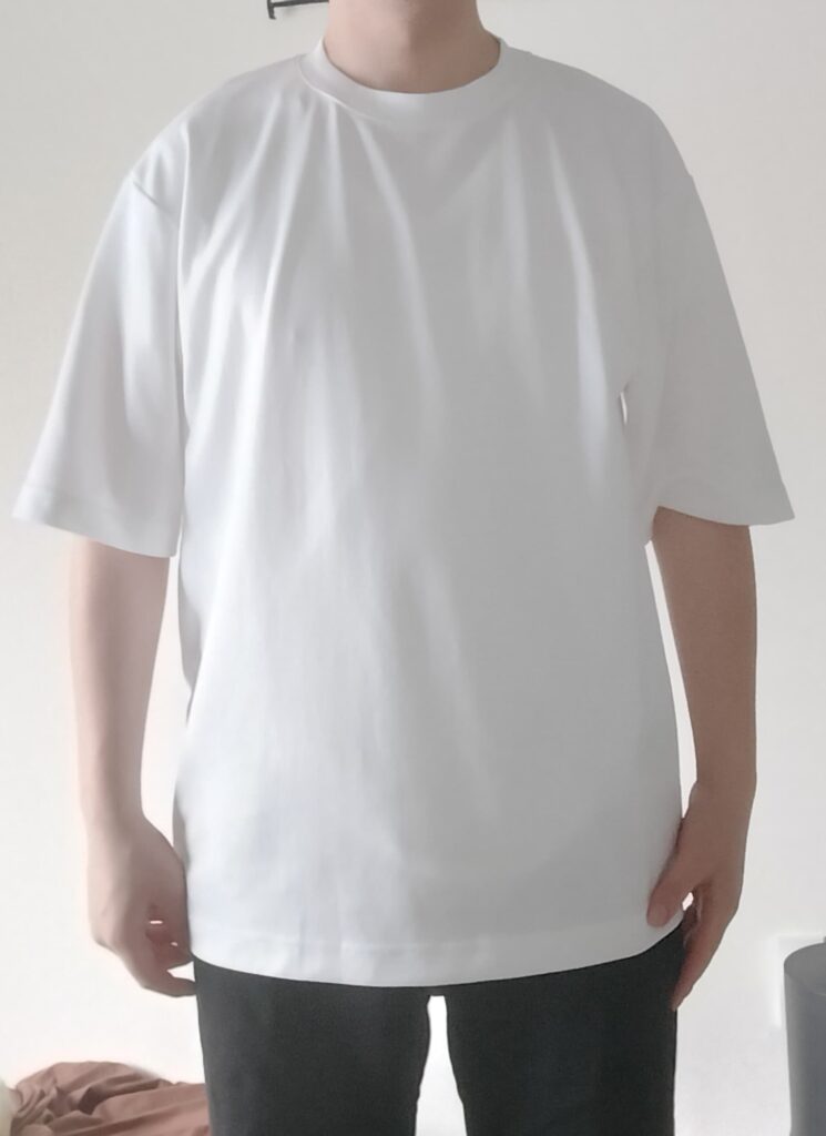 ユニクロ　エアリズムコットンオーバーサイズTシャツ　着てみた