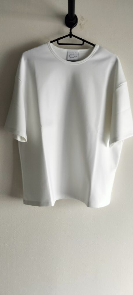 【cov】オーバーサイズ・ボックスTシャツ レビュー